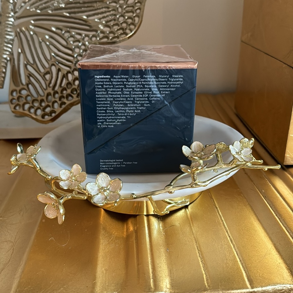 50ML TRIO LUXE MOISTURIZER BY SKINBETTER SCIENCE - Picture 2 of 4